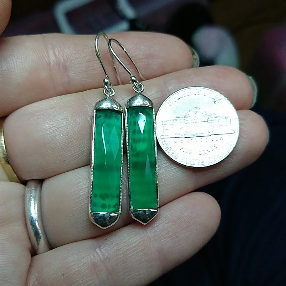 Green stone 925 sterling silver dangle earrings India ys - Picture 3 of 5